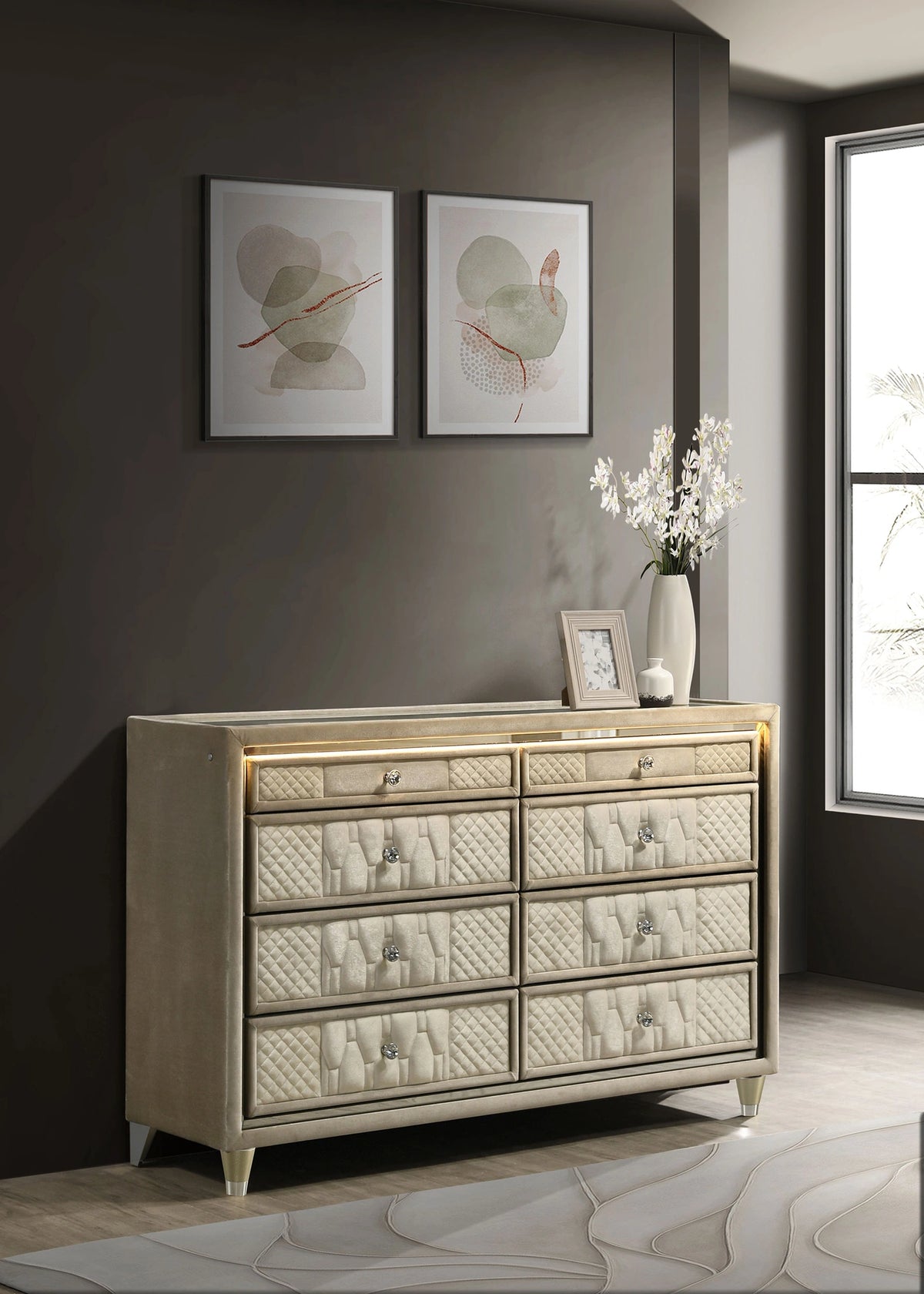 Lorient LED Dresser