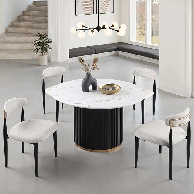 Borden 7 Pc. Dining Table Set