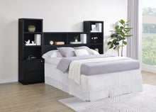 Cargar imagen en el visor de la galería, Westpark Bedroom Set