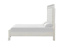 Cargar imagen en el visor de la galería, Stella Mia E.King &amp; Queen Bed White &amp; White