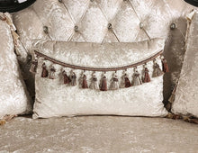 Cargar imagen en el visor de la galería, Acapulco White &amp; Espresso Sofa