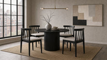 Cargar imagen en el visor de la galería, Hamlyn 47-inch Dining Table
