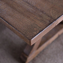 Cargar imagen en el visor de la galería, Gianna Dining Table