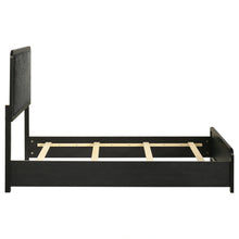 Load image into Gallery viewer, Cavelle Panel Bed