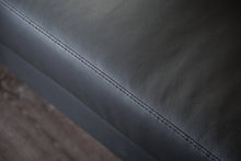 Cargar imagen en el visor de la galería, Stordal Sectional, Right Chaise