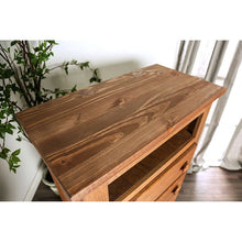 Cargar imagen en el visor de la galería, Lea Mahogany Media Chest