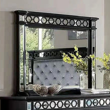 Load image into Gallery viewer, Theola Mirror