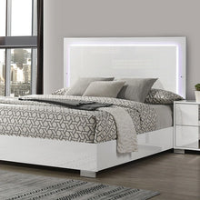 Cargar imagen en el visor de la galería, Sinistra E.King &amp; Queen Bed White, Black &amp; Beige