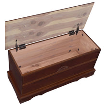 Cargar imagen en el visor de la galería, Paula Cedar Chest