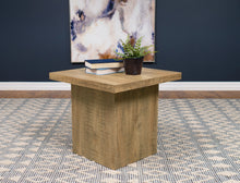 Cargar imagen en el visor de la galería, Devar End Table