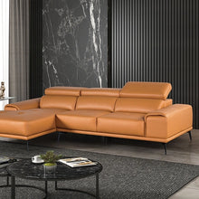 Cargar imagen en el visor de la galería, Vadso Sectional, Left Chaise
