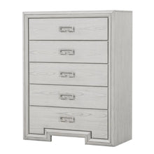 Cargar imagen en el visor de la galería, Basilone Chest