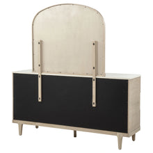 Cargar imagen en el visor de la galería, Lucaire Dresser With Mirror
