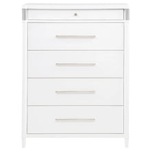 Cargar imagen en el visor de la galería, Gracemont Chest of Drawers