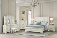 Cargar imagen en el visor de la galería, Stella Mia E.King &amp; Queen Bed White &amp; White