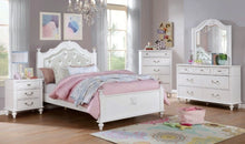 Cargar imagen en el visor de la galería, BELVA Twin &amp; Full Bed