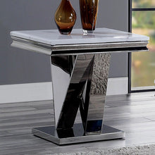 Cargar imagen en el visor de la galería, VILLARSGLANE End Table