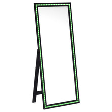 Cargar imagen en el visor de la galería, Windrose Standing Mirror with LED Lighting