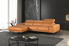 Cargar imagen en el visor de la galería, Vadso Sectional, Left Chaise