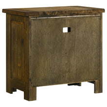 Cargar imagen en el visor de la galería, Doherty 4 Pc Bedroom Set