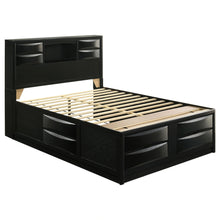 Cargar imagen en el visor de la galería, Briana Bedroom Set