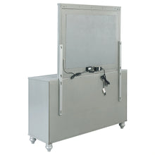Load image into Gallery viewer, Gunnison Dresser with Mirror