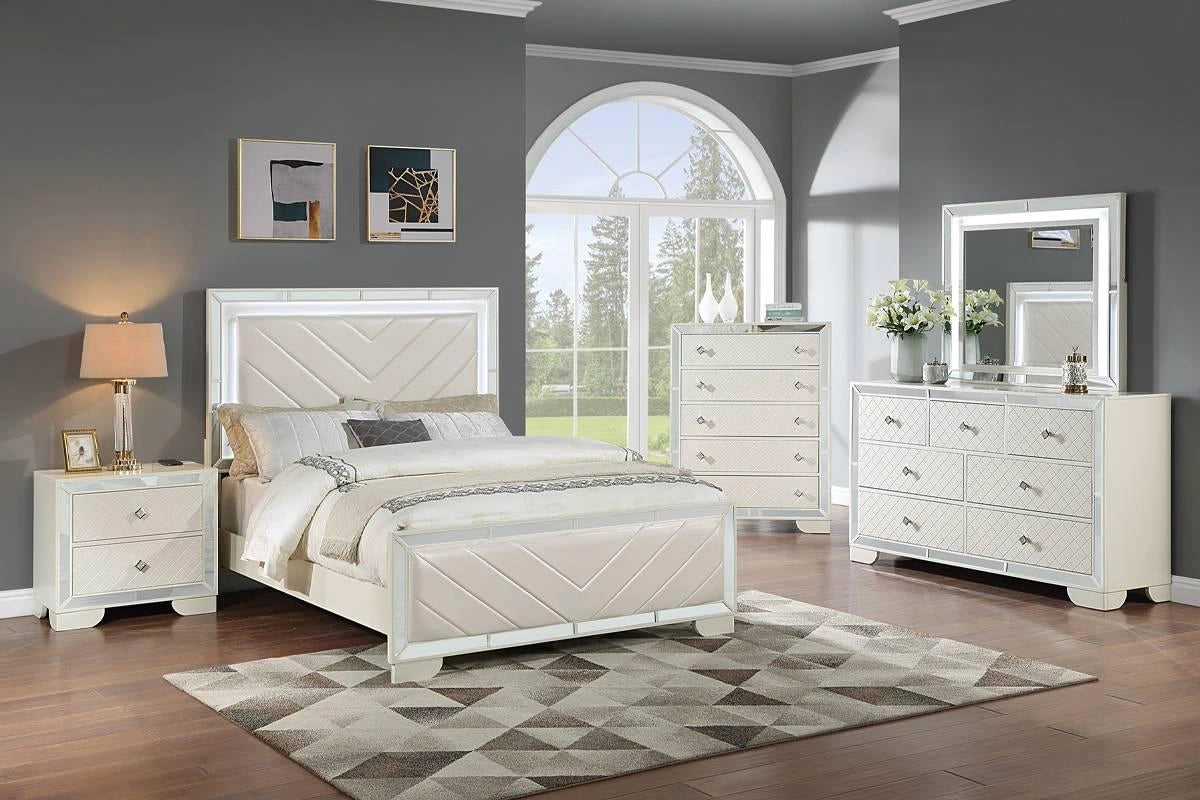 Hothan Eastern King Bed in Ivory