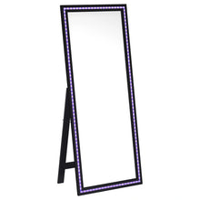 Cargar imagen en el visor de la galería, Windrose Standing Mirror with LED Lighting