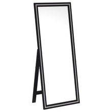 Cargar imagen en el visor de la galería, Windrose Standing Mirror with LED Lighting
