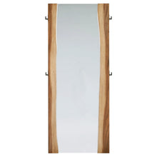 Cargar imagen en el visor de la galería, Winslow Floor Mirror