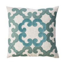 Load image into Gallery viewer, Lily Natural 20" X 20" Pillow, Natural (2/CTN)