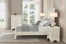 Cargar imagen en el visor de la galería, Stella Mia 4 Pc 5 Pc Queen Bedroom Set White