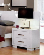 Cargar imagen en el visor de la galería, Jessica Nightstand Panels (of 2)