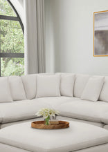 Cargar imagen en el visor de la galería, Hobson Corner Chair