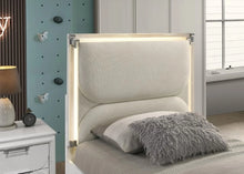 Cargar imagen en el visor de la galería, Lareina Bedroom Set