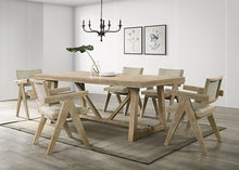Cargar imagen en el visor de la galería, Guisborough Dining Table