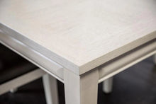 Cargar imagen en el visor de la galería, Hinwitz Dining Table Set