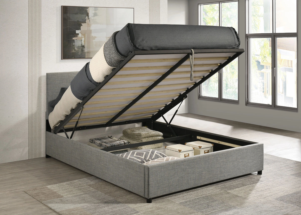 Reeves Queen Bed