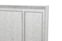 Cargar imagen en el visor de la galería, Stella Mia Bed White &amp; White