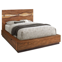 Cargar imagen en el visor de la galería, Winslow Panel Platform Storage Bed