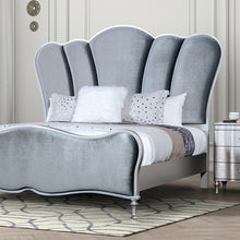 Cargar imagen en el visor de la galería, Melodi Parc E.King &amp; Queen Bed Black &amp; Silver