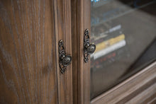 Load image into Gallery viewer, Seven Oaks Entertainment Center