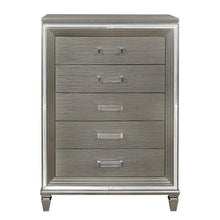 Cargar imagen en el visor de la galería, Tamsin Chest in Silver Grey Metallic 1616-9