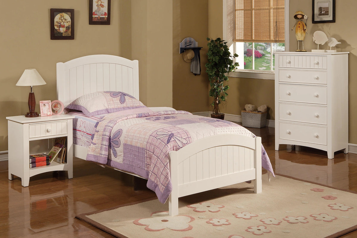 Mcraft Full Bed in White