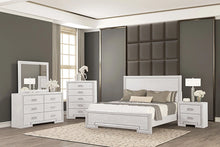 Cargar imagen en el visor de la galería, Basilone Chest