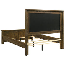 Cargar imagen en el visor de la galería, Doherty 4 Pc Bedroom Set