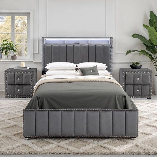 Farese Queen Bed w/ 2 Nightstands