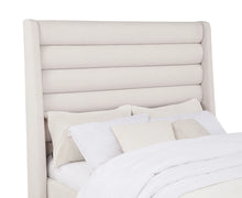 Cargar imagen en el visor de la galería, Leslie Upholstered Wingback Platform Bed