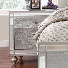 Cargar imagen en el visor de la galería, Brachium Silver Night Stand