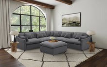 Cargar imagen en el visor de la galería, Hobson Corner Chair